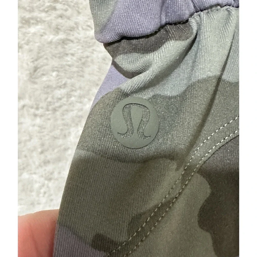 Lululemon Stretch High Rise Jogger Pants Size 6 Green Heritage 365 Camo W5DIJS‎